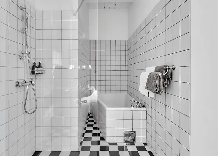 מלון Boen Gard 5*