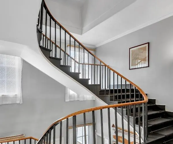 מלון Boen Gard 5*